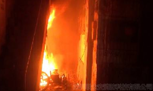  村舍夜半起火，的哥叫醒村民免傷亡——住宅火災須時刻警惕 
